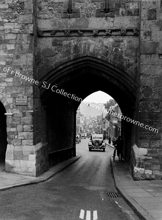 OLD GATE IN HIGH STREET